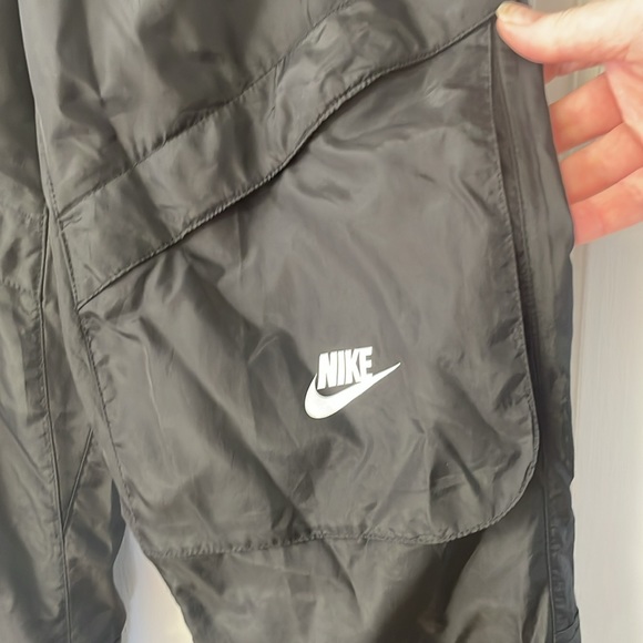 Nike Boys' Woven Utility Sweatpants, Kids', Jogger, Zippered, size L - Picture 4 of 14